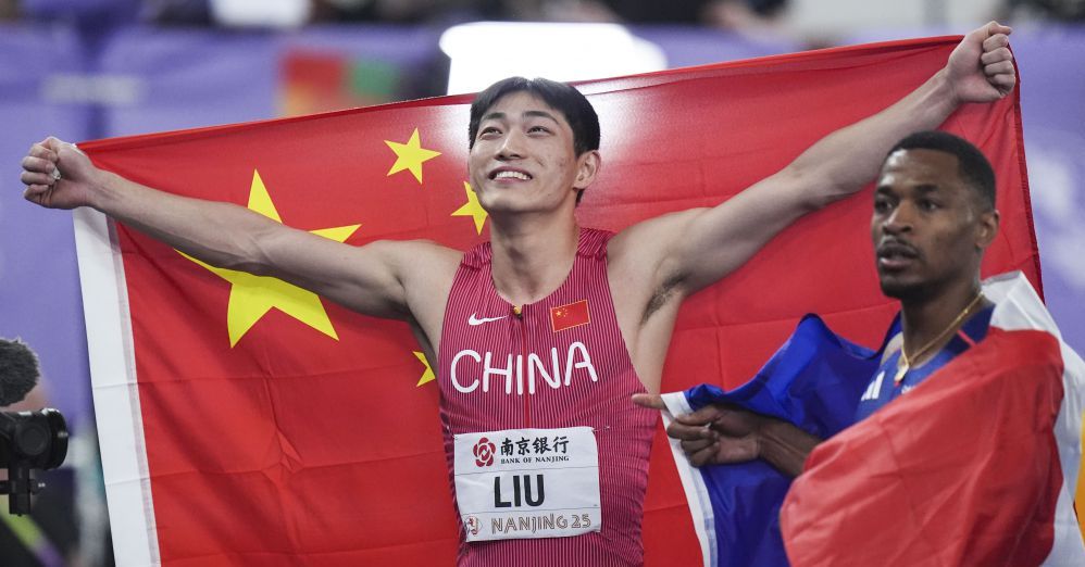 首开记录，埃斯特旺当选与塞内加尔一役巴西队内最佳球员
