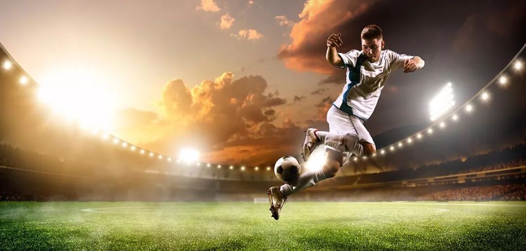 输给米兰后拉齐奥对主裁判不判罚点球不满，决定新闻沉默